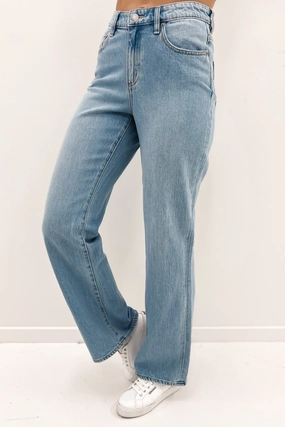 90s Bootcut Jean Ultra Work Meeting Beach Day Street Style