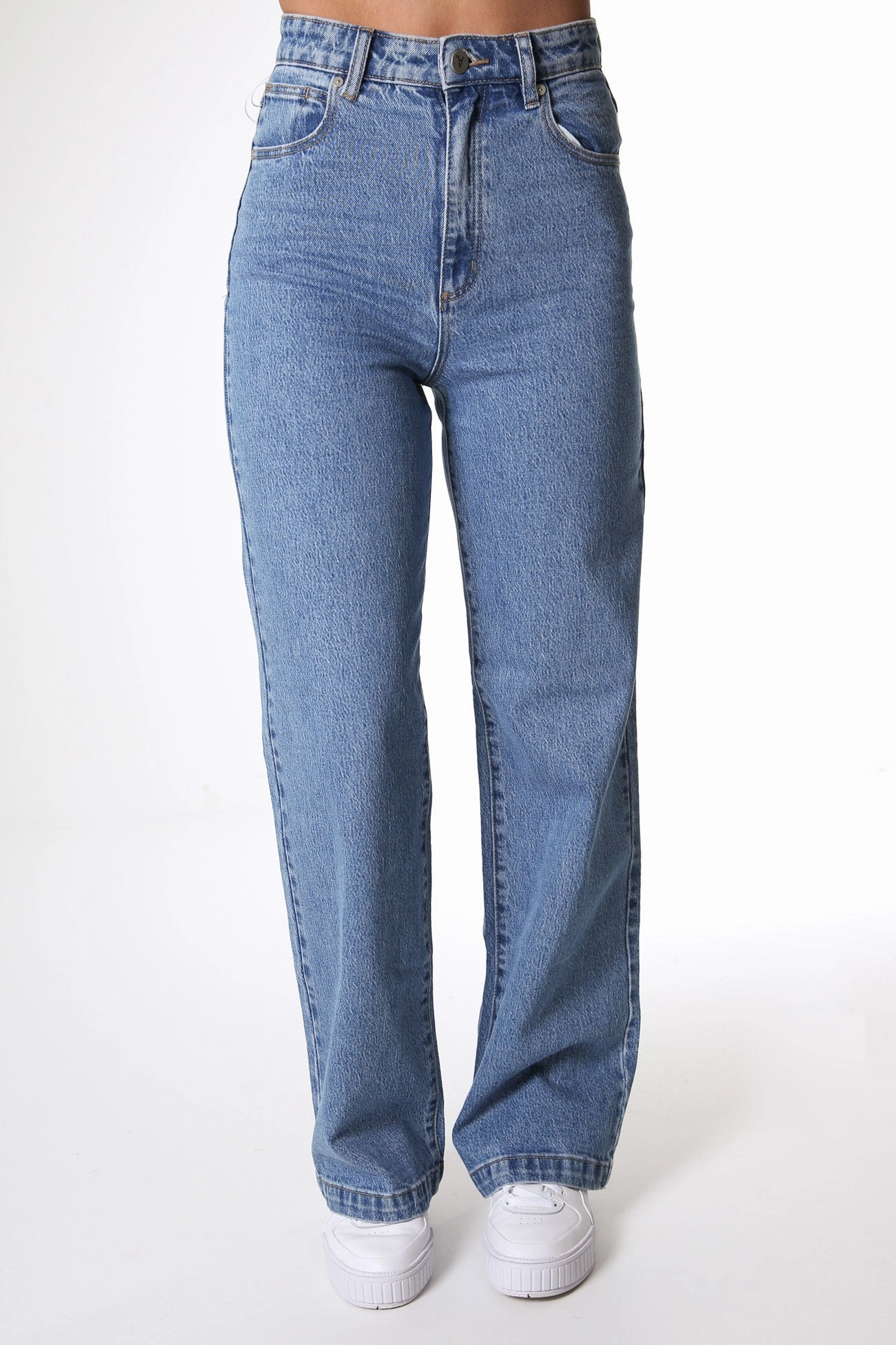 Anytime Fit A 94 High & Wide Jean Debbie