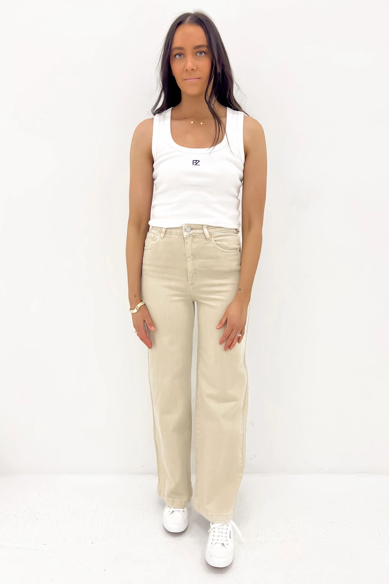 A 94 Wide Jean Clay Functional Casual