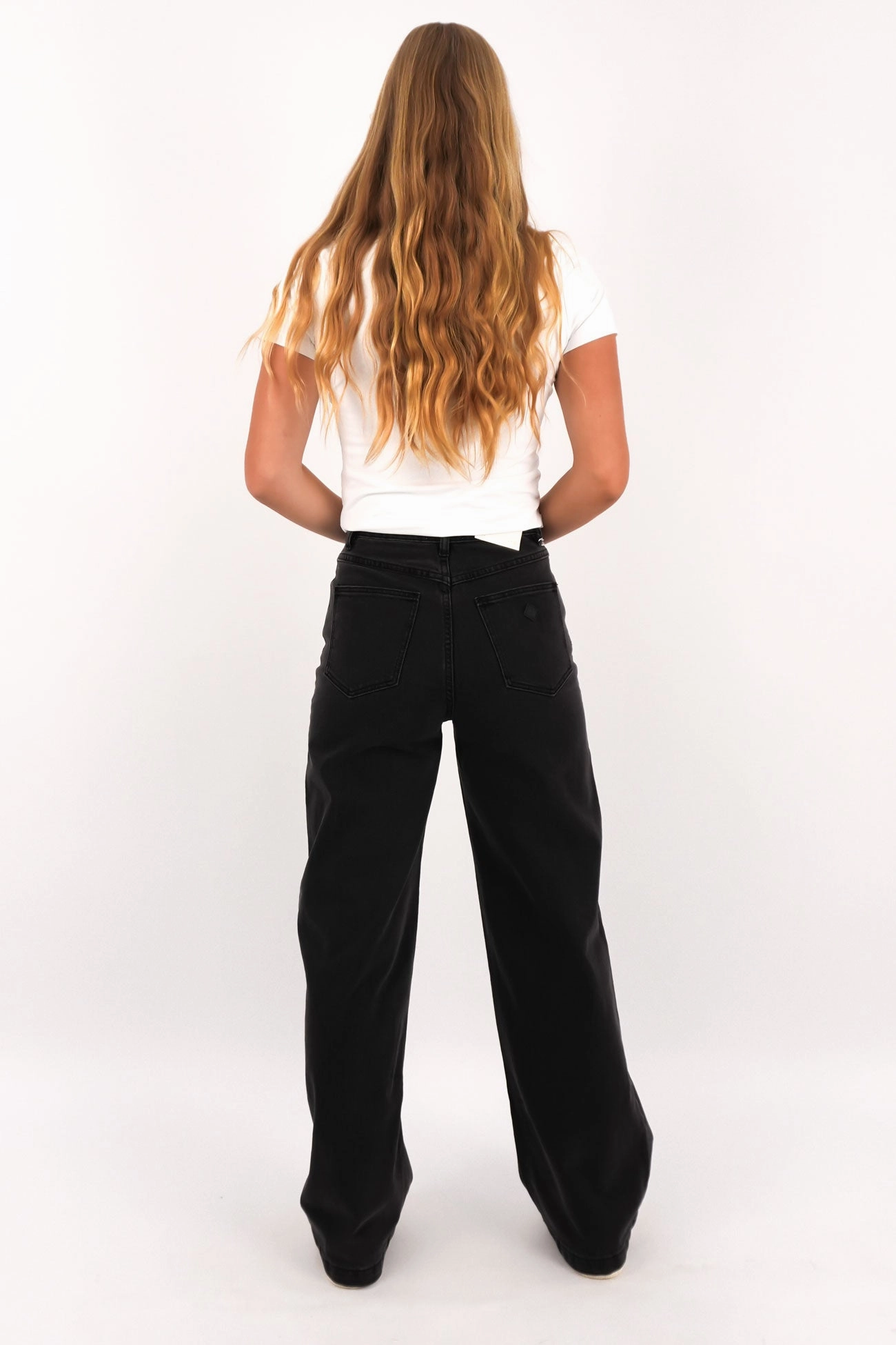 A 94 Wide Jean Sophie Faded Wash Teen Outfit Night Out Party Look