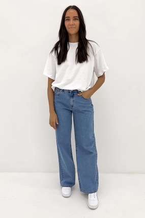 A 95 Baggy Jean Gigi Trend Design