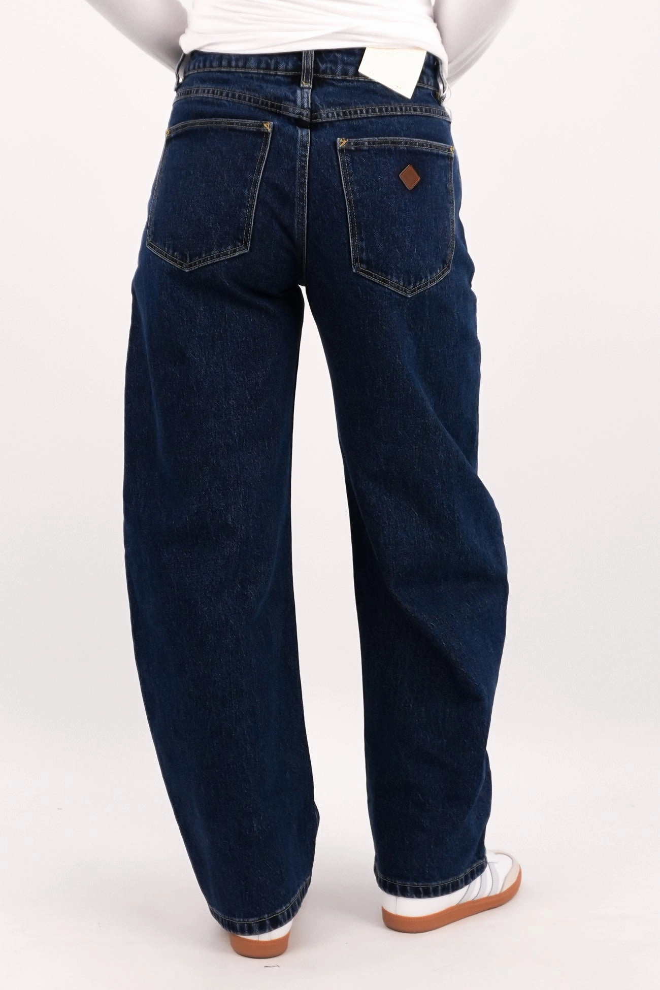 A 95 Barrel Jean Tara Low Impact Manufacturing