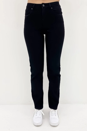 Relaxed Cut A 95 Stovepipe Jean Nellie