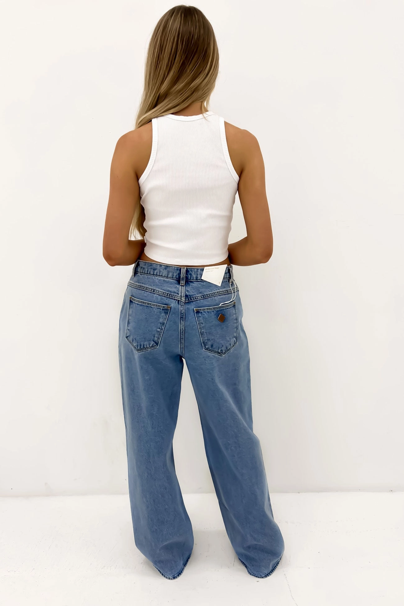 A 95 Super Baggy Jean Gigi Trendy Sunny Vibes