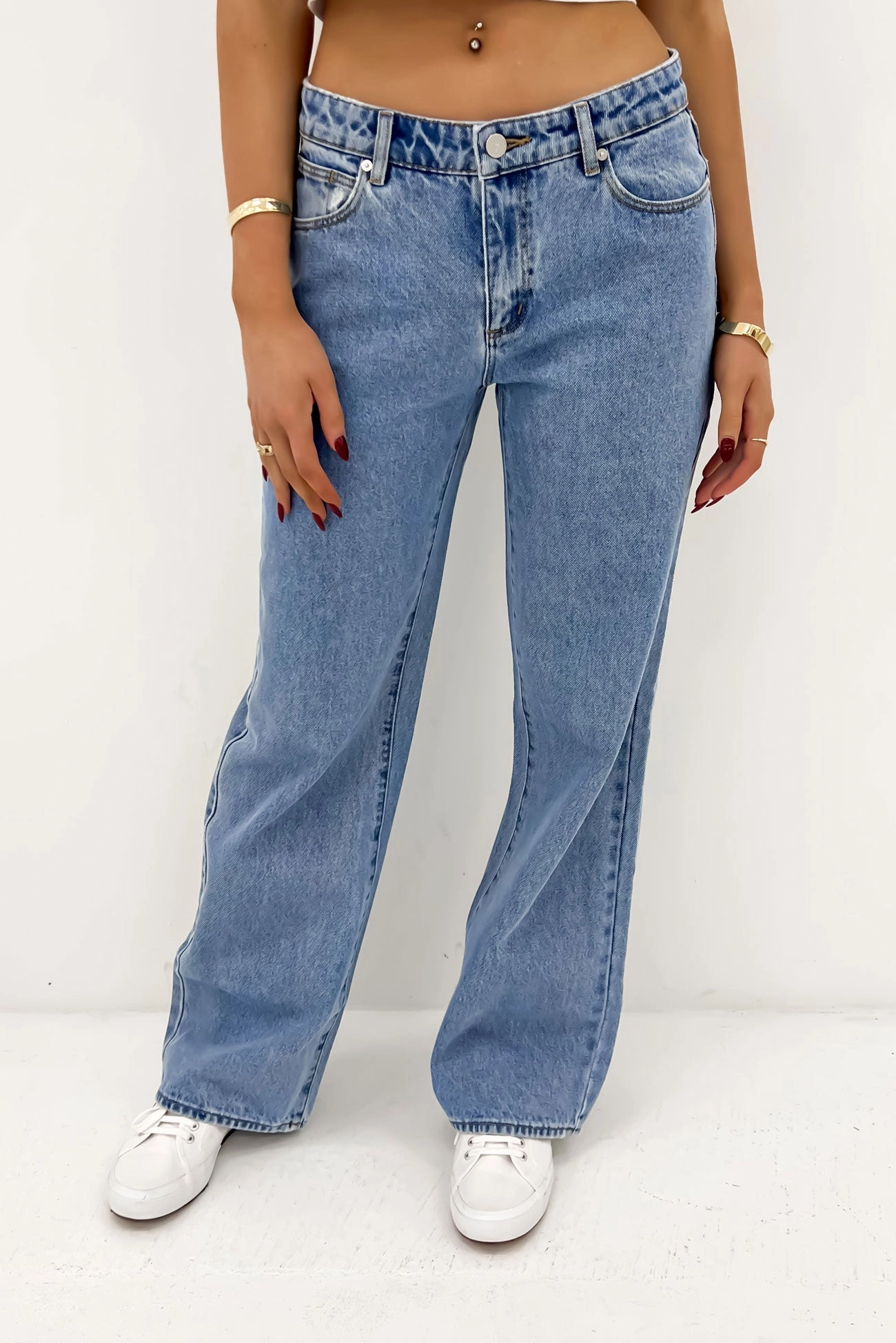 A 99 Baggy Jean Gigi Lightweight Construction