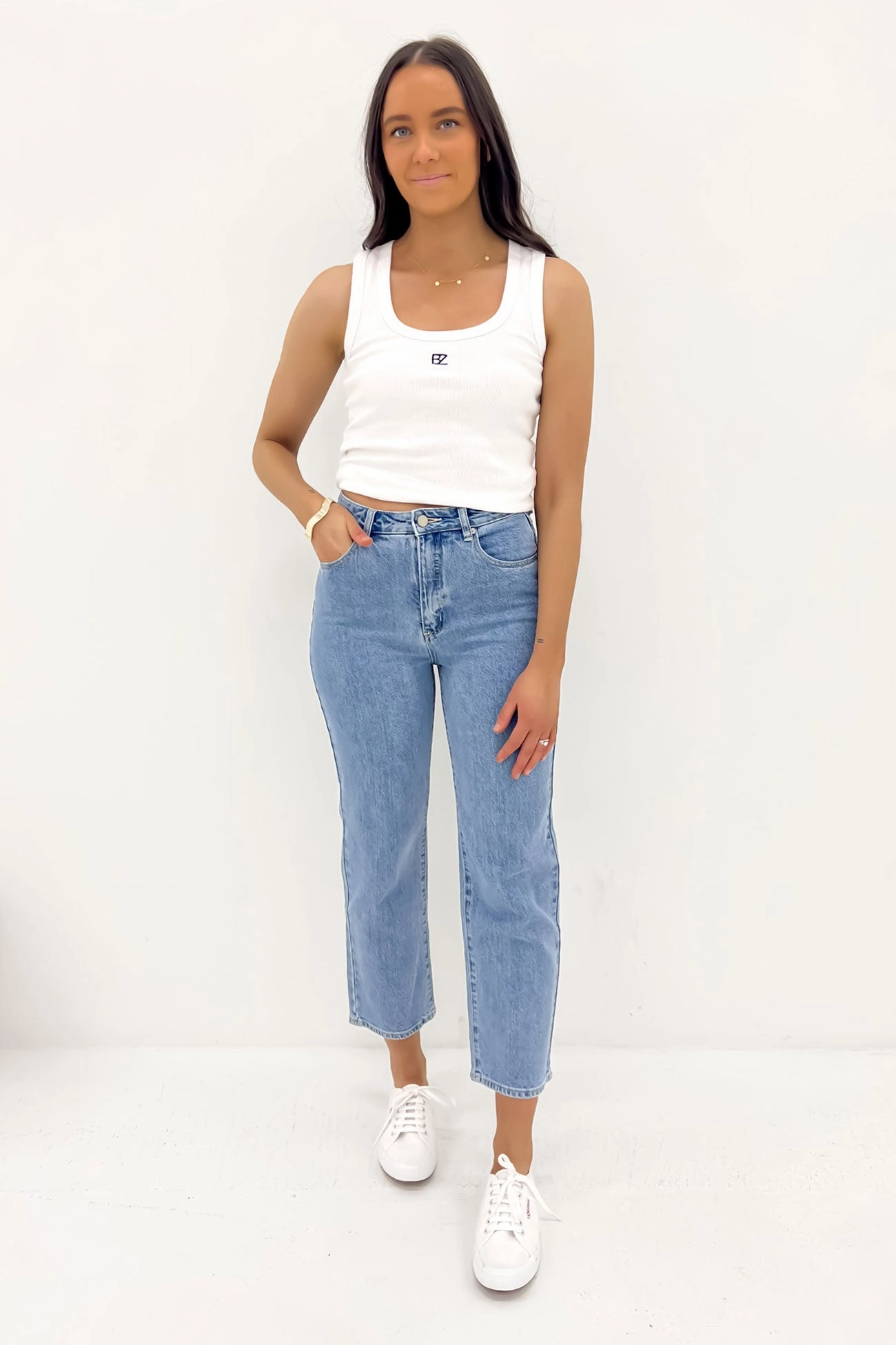 Clean Shape A Venice Straight Jean Ema