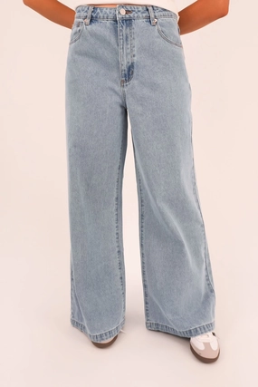 Urban Explorer Trend Setter A 94 Super Wide Jean Loretta