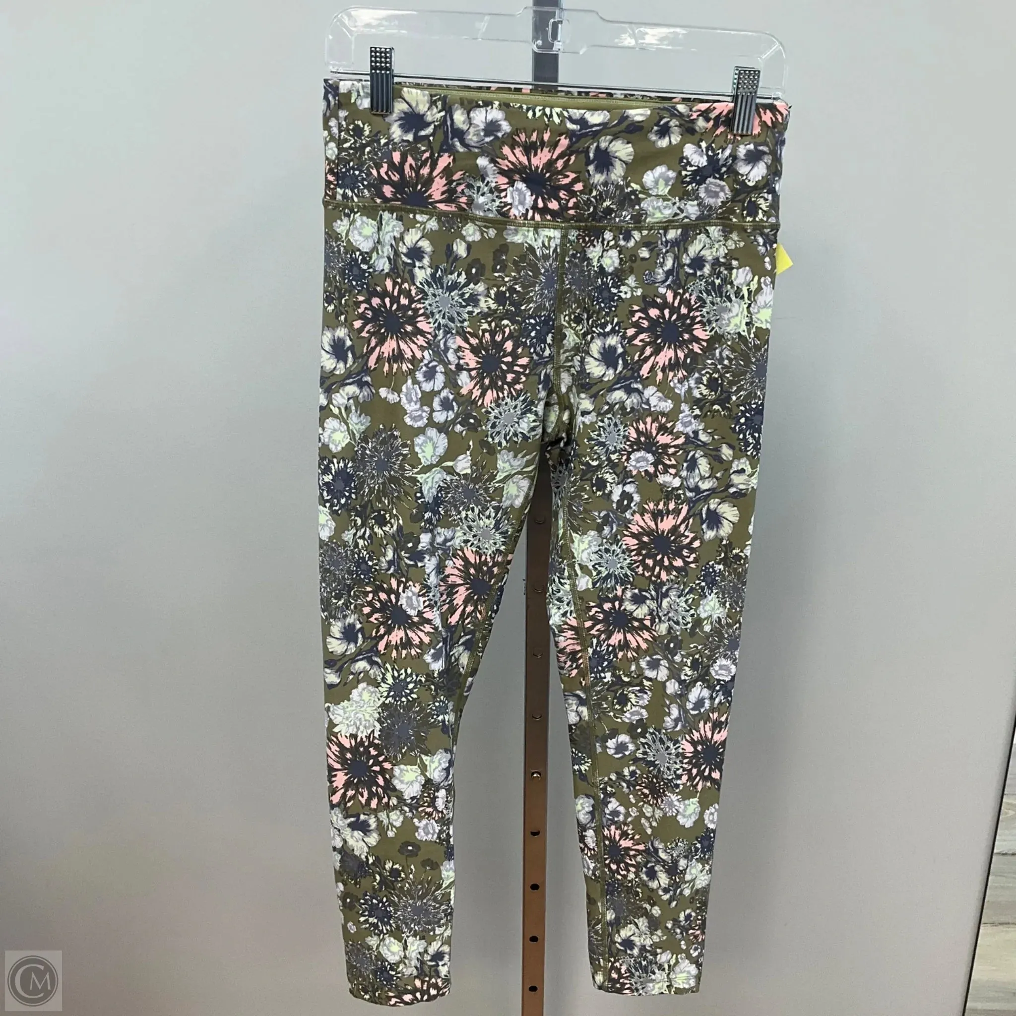 Athletic Capris By Calvin Klein In Floral Print, Size: M SlipResistantHem FourWayStretch