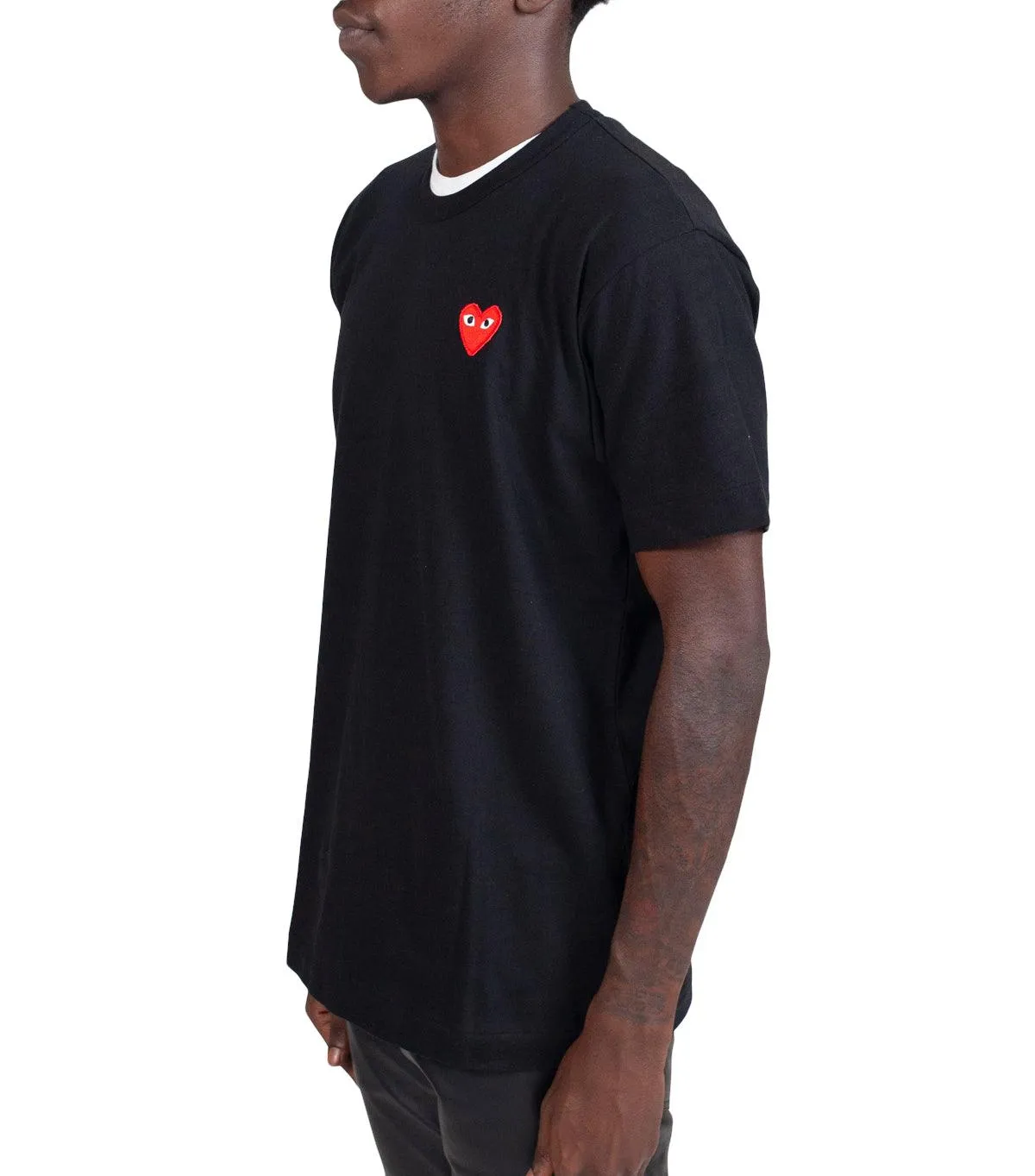 CdG PLAY Single Red Heart T-Shirt Black NoSlip Hem MultiPanelCut