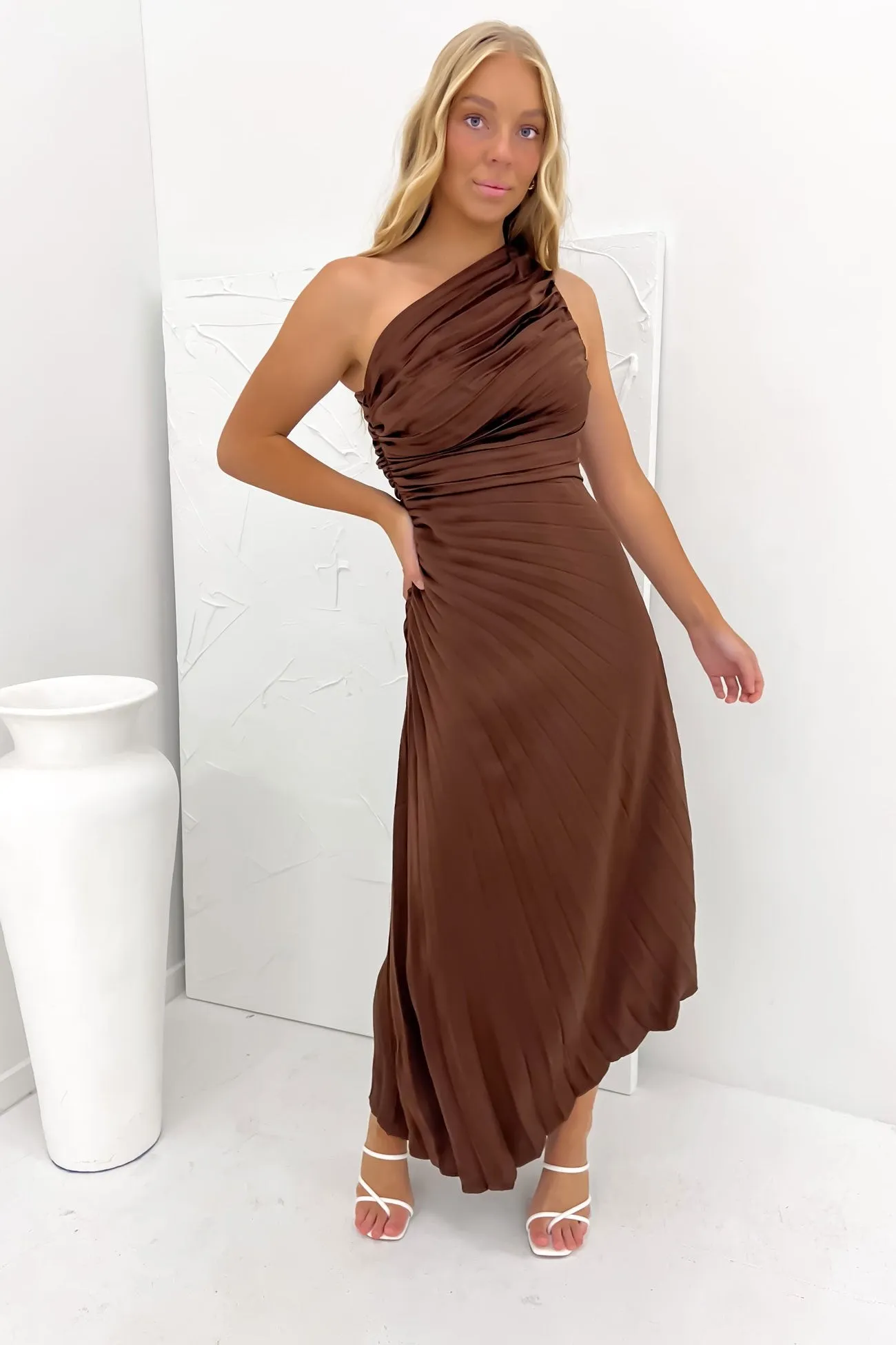 Chic Casual Wear Light and Breezy Caralee Midi Dress Chocolate