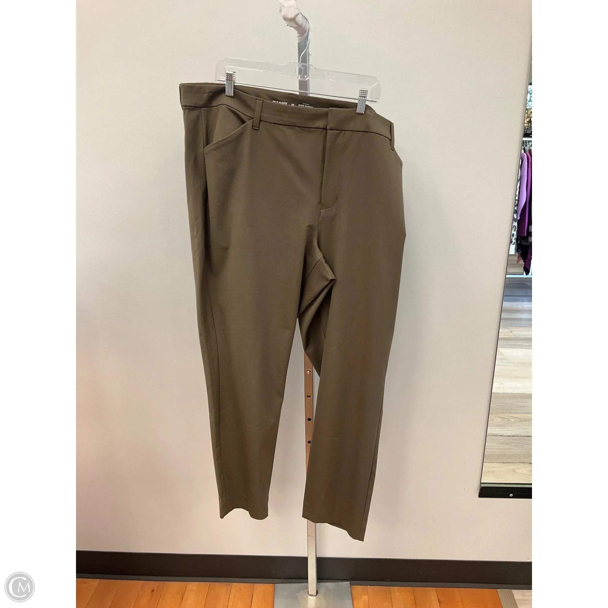 Sleek and Soft Pants Dress By Old Navy In Green, Size: 24