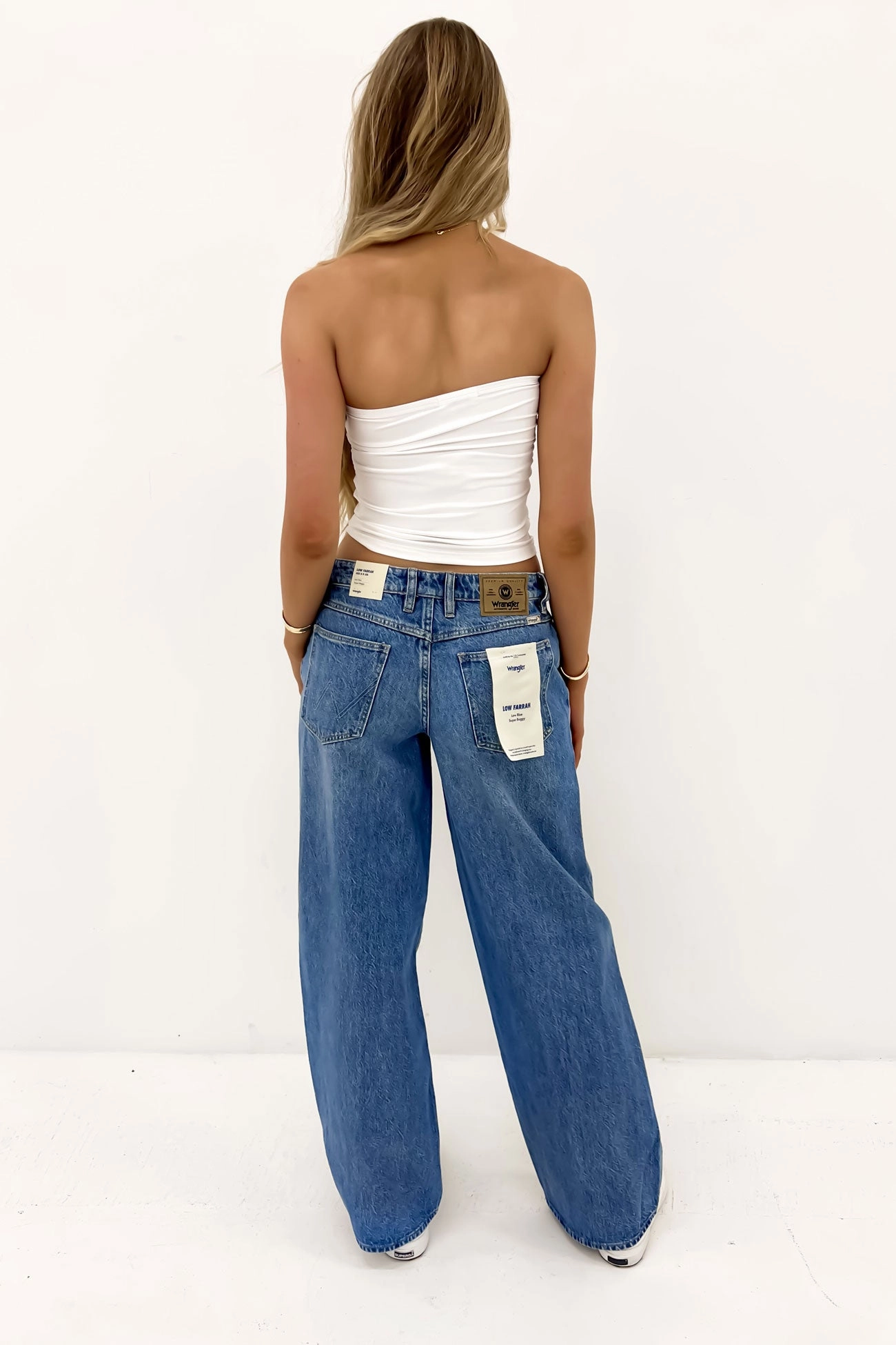 Low Farrah Jean First Light Easy Layering