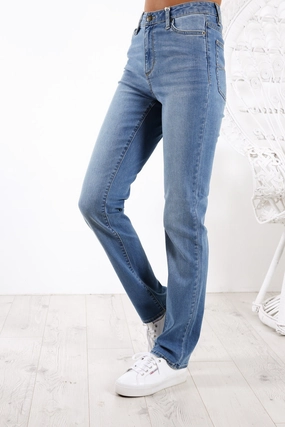 Classic Mid Straight Jean Washed Indigo Minimalist Styling