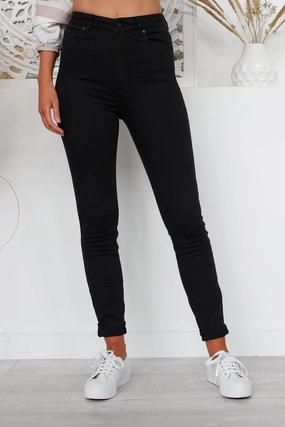 Responsible Denim Production Lightweight Morning Stroll Durable A High Skinny Ankle Basher Jean Black Magic