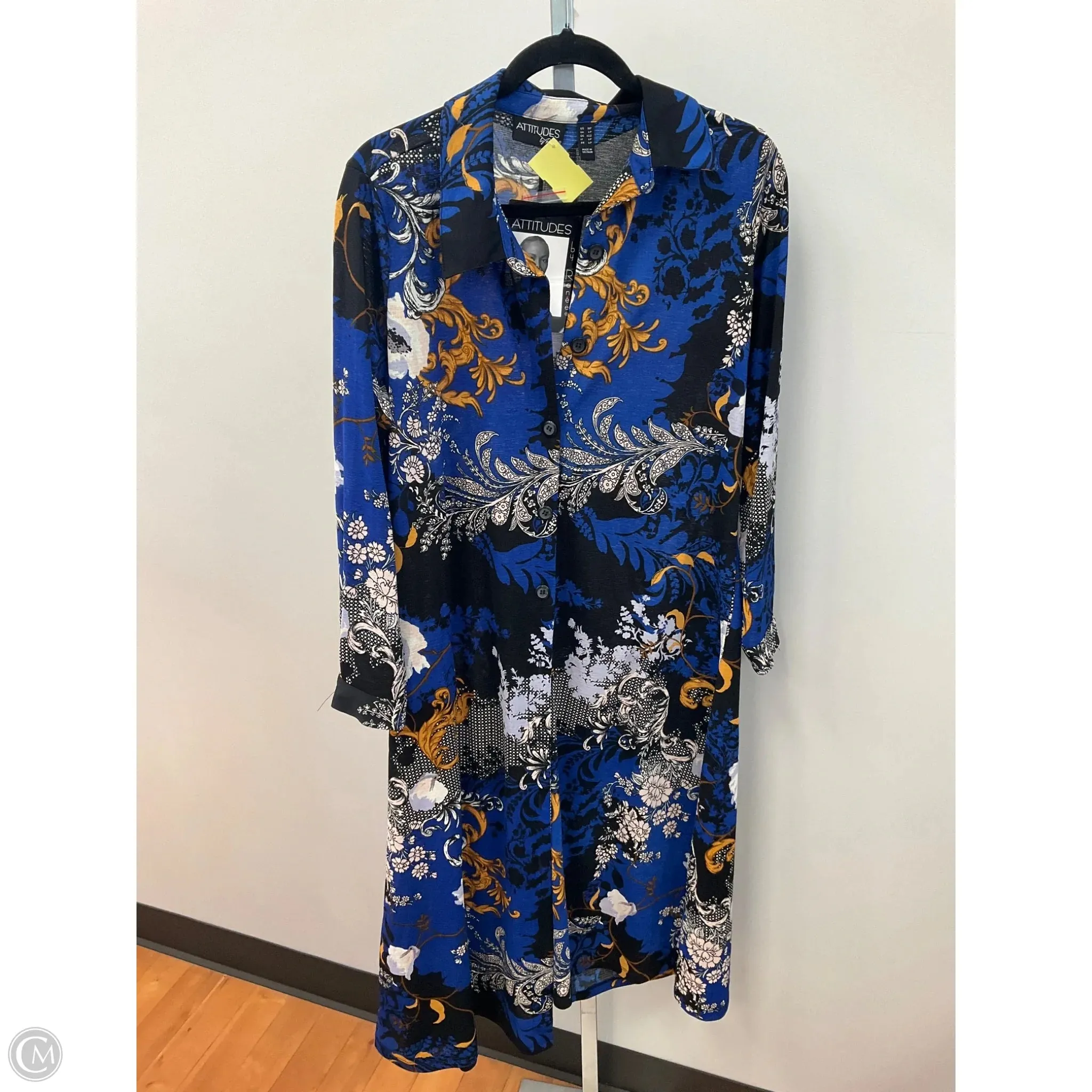 LowBulkFabric MeshVentilation Dress Casual Midi By Clothes Mentor In Multi-colored, Size: Mp