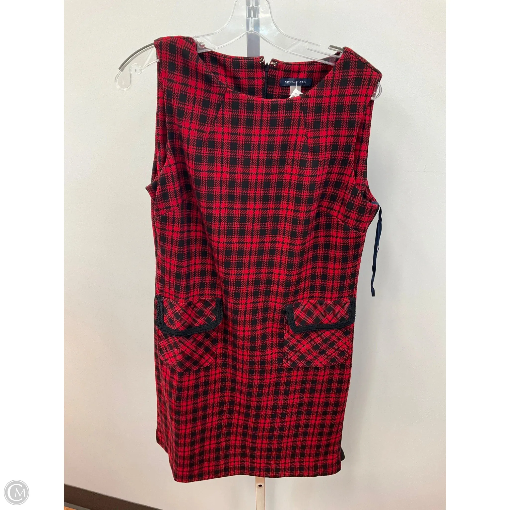 Dress Casual Short By Tommy Hilfiger In Plaid Pattern, Size: 10 Bright Feel Pleated design