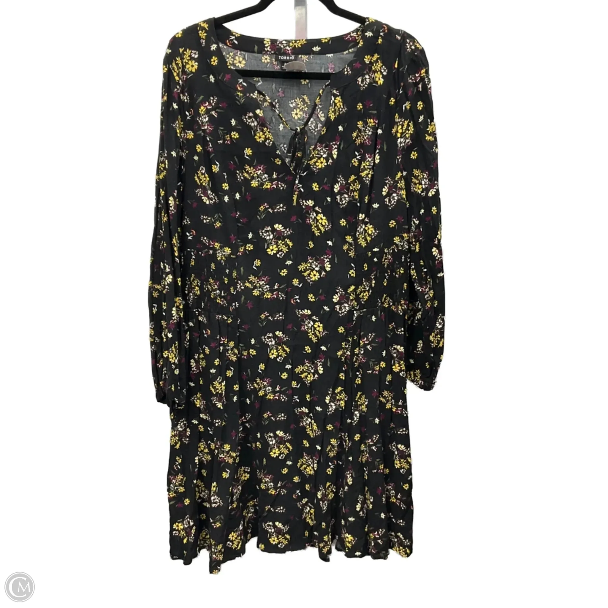 MultiPocket System Dress Casual Short By Torrid In Floral Print, Size: 2x