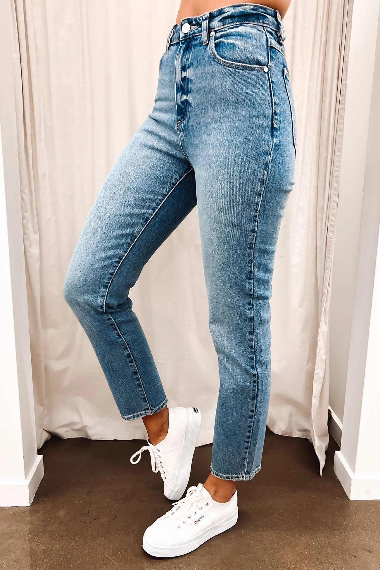 A 94 High Slim Jean Lizzie Y2K Easy Layering