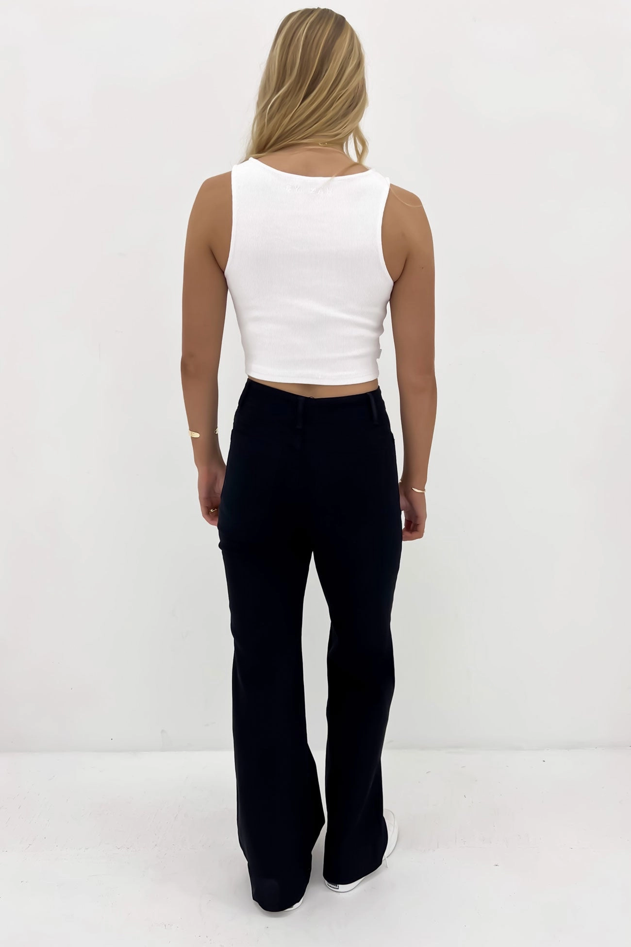 Taylah Jean Black Compact Weave Technology Cozy Feel