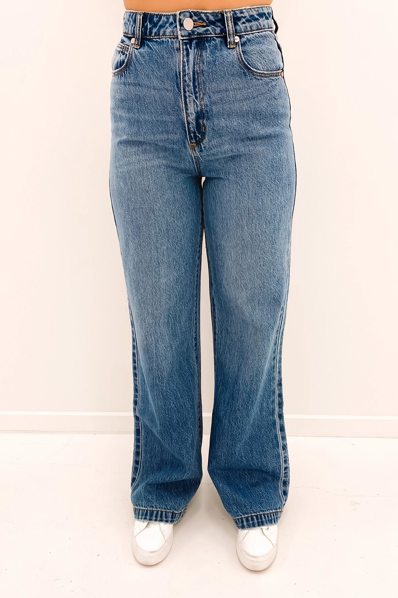 A 94 High & Wide Jean Juliette Organic Core Layer