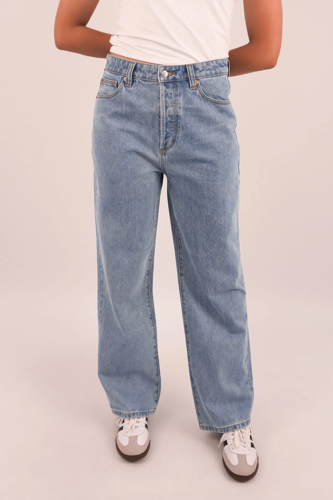 Seamless Waistband Finish All weather Super Loose Jean Country Blue