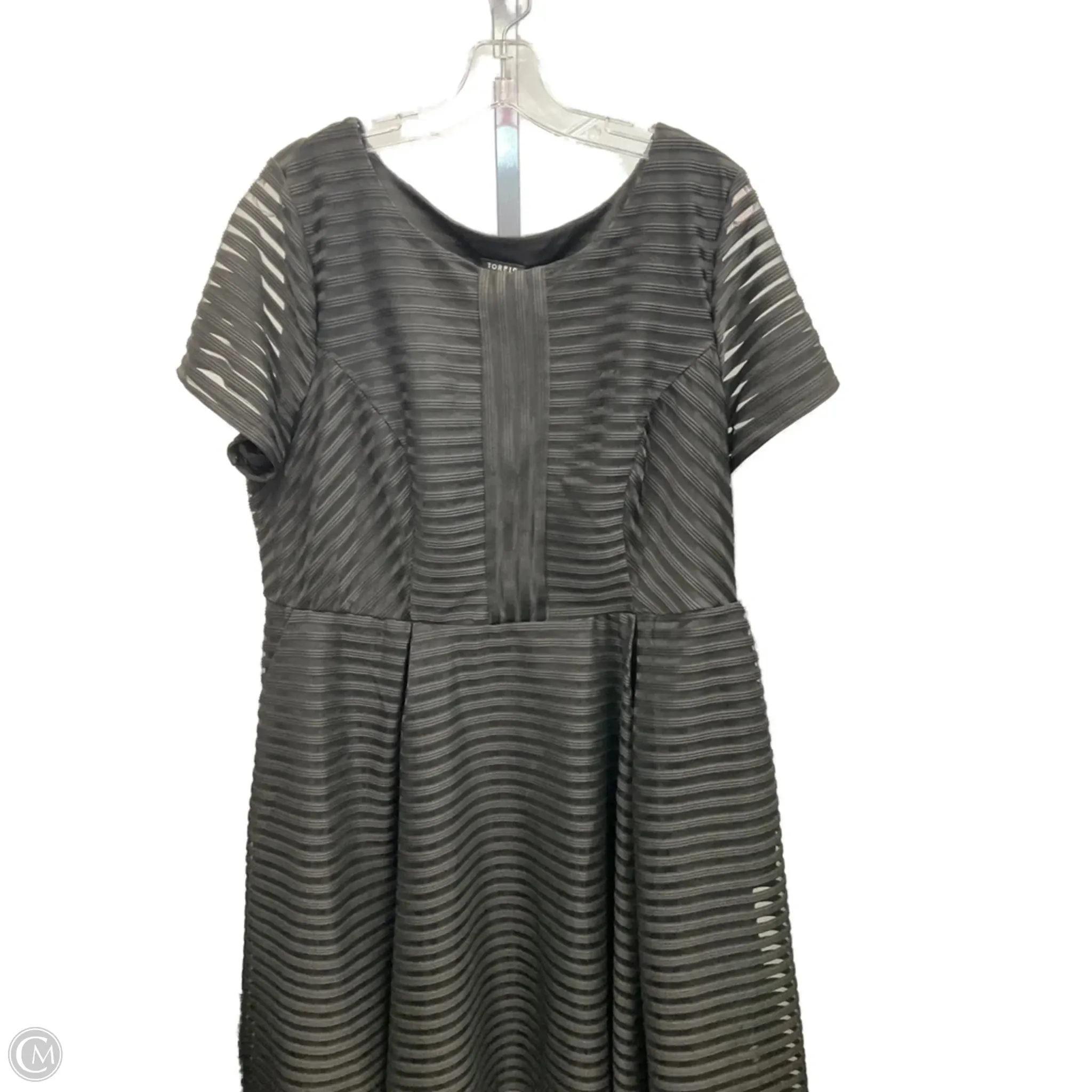 Dress Casual Short By Torrid In Black, Size: 1x DoubleLayered Collar