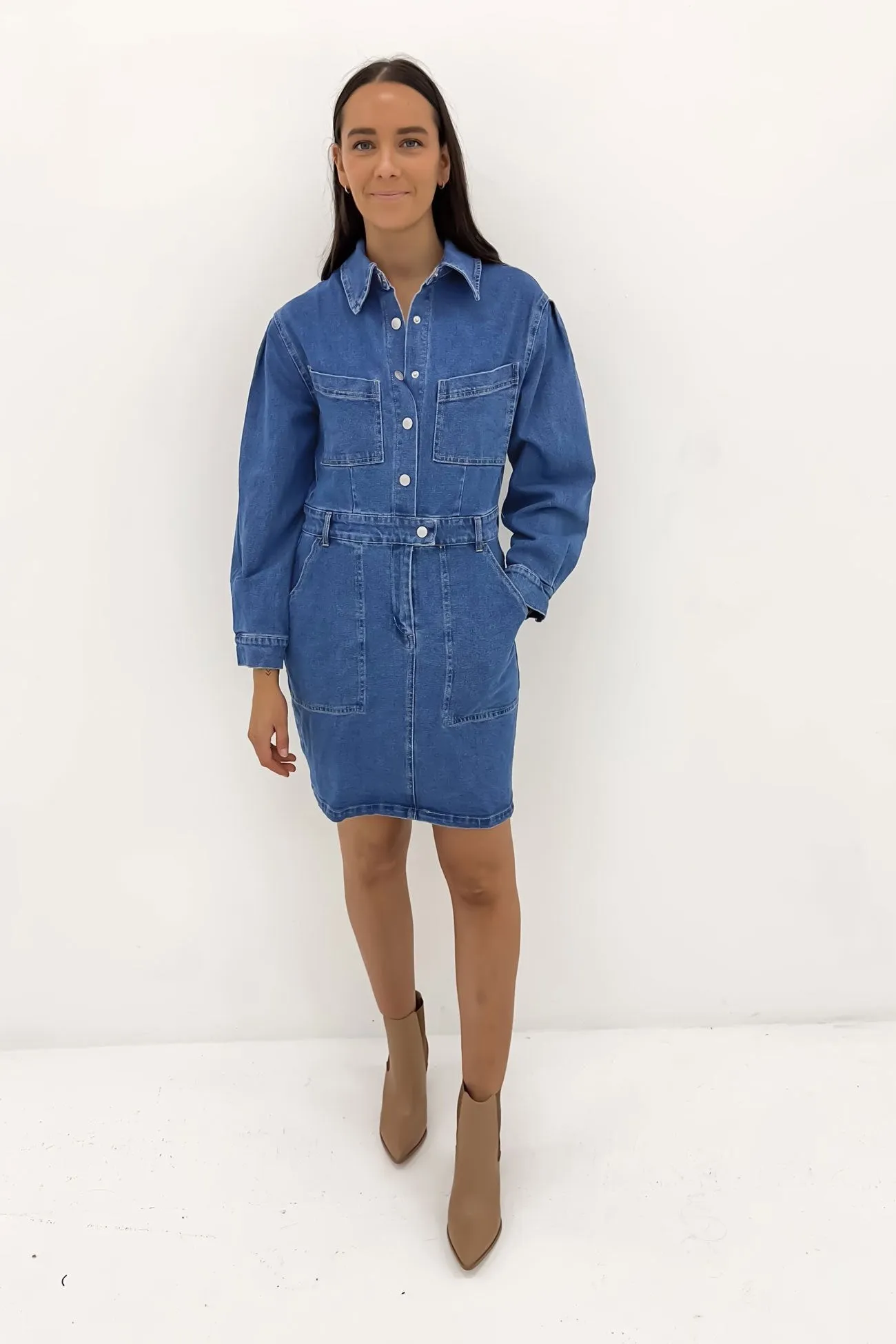 Soft Curve Light Fabric Gabrielle Denim Long Sleeve Dress 80 Wash