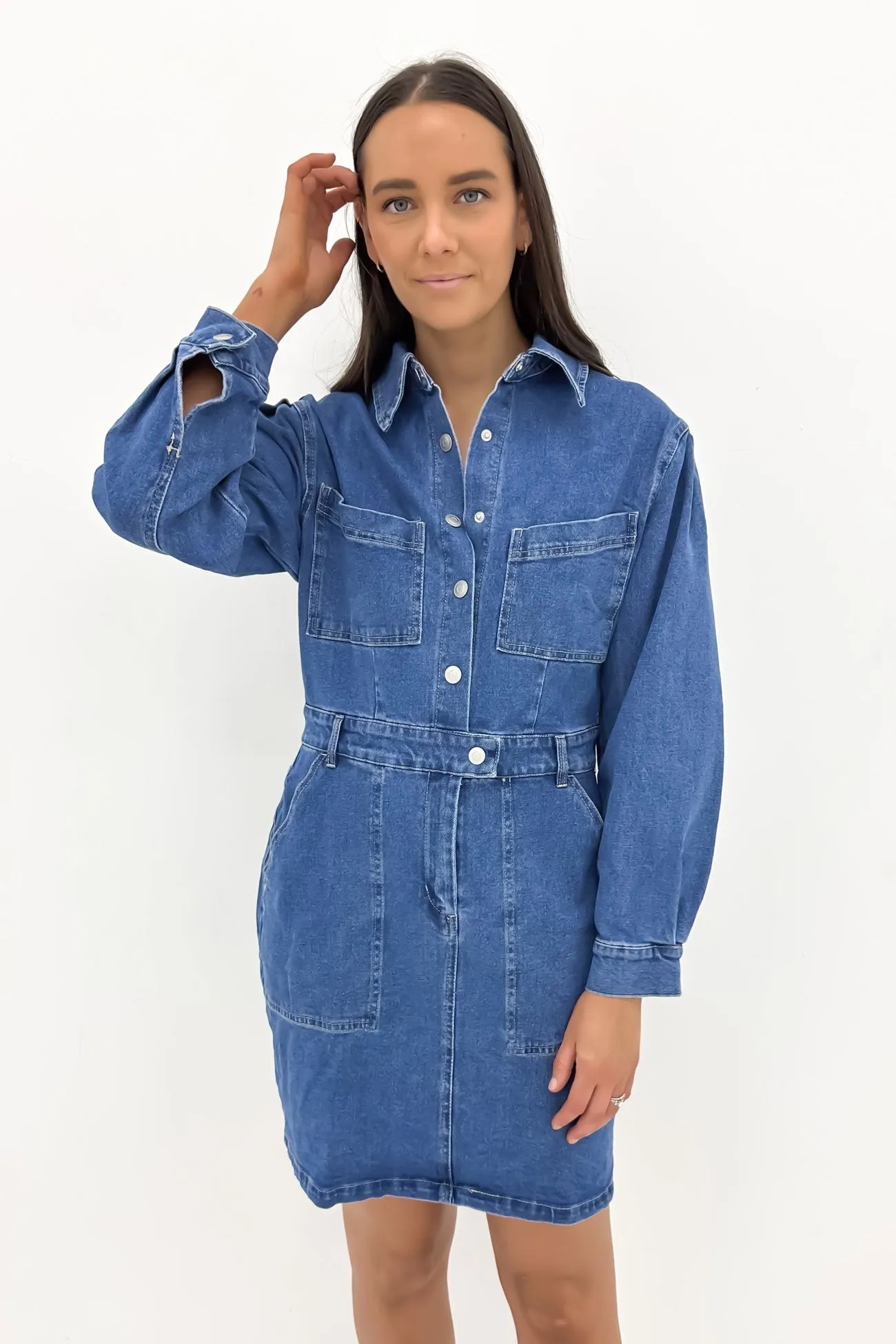 Comfortable and breathable Clean Lines Gabrielle Denim Long Sleeve Dress 80 Wash