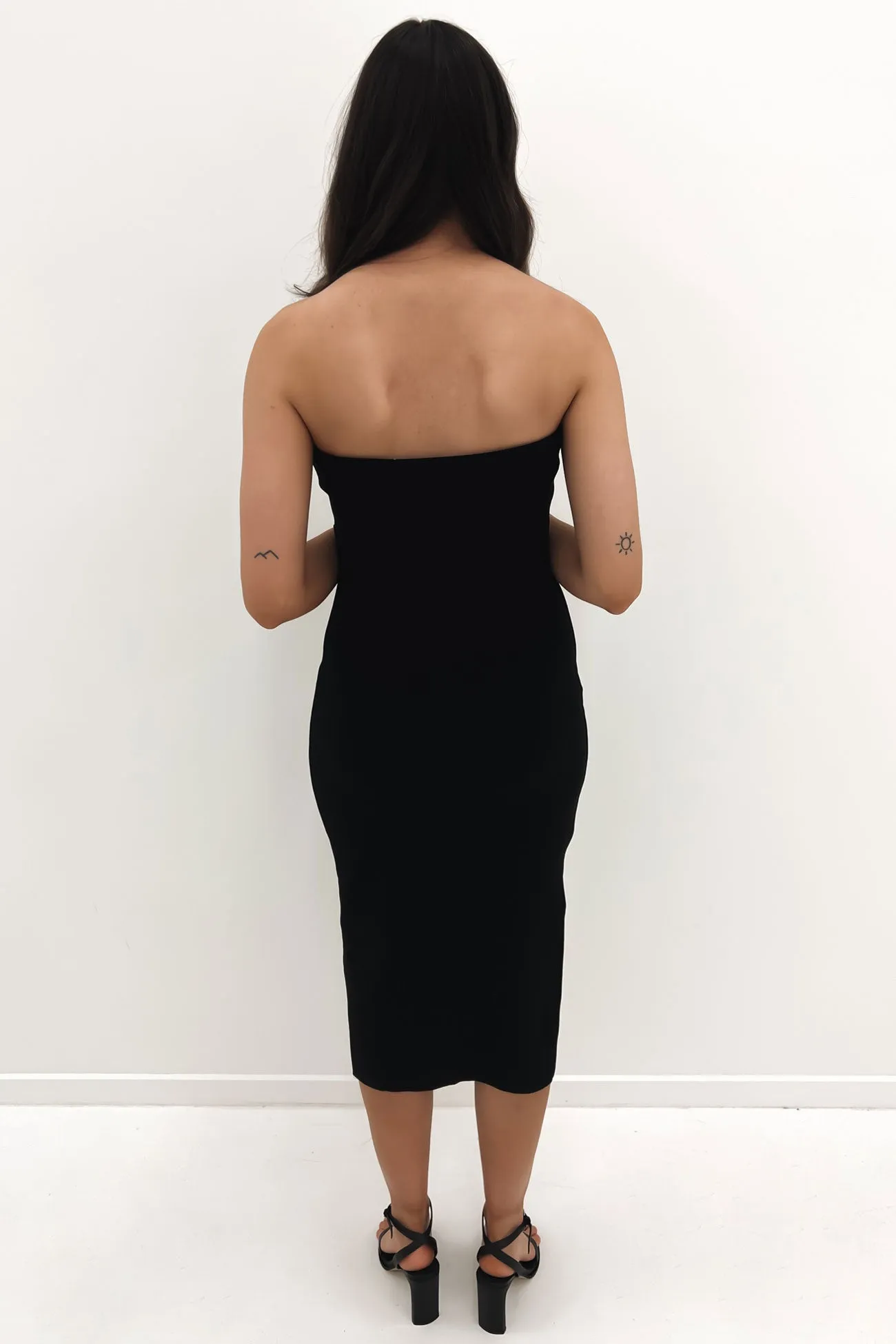 Sleek Volume Morning Glow Harlow Midi Dress Black