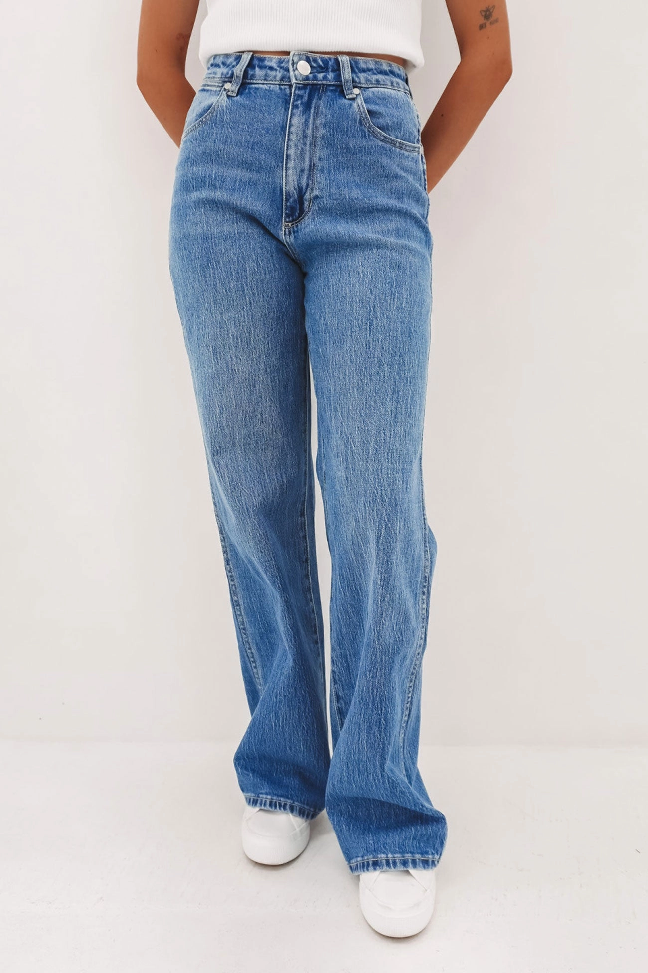 Holiday Vibes Evening Stroll Picnic Style Youth Style Student Outfit Hi Bells Jean Live Blue