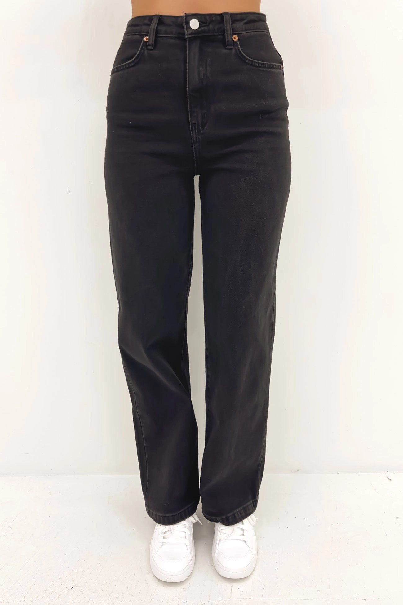 Hi Wide Leg Jean Vintage Black Versatile Relaxed Style Luxury Textured Athlete Fit