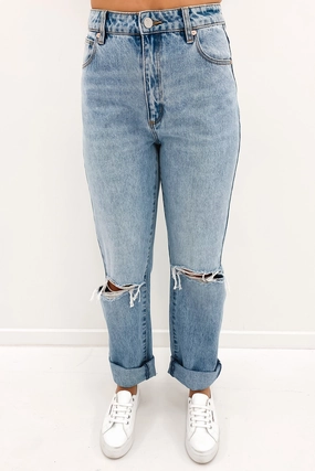 Office Friendly Smooth Form A 94 High Straight Jean Suzie Rip