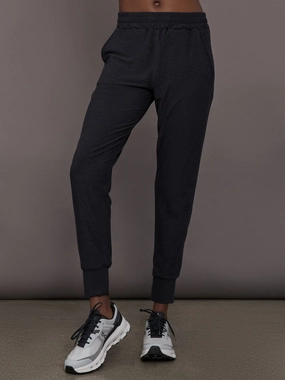 Jogger in Soft Luxe - Heather Black NoRoll Waistband Design Breathable Material