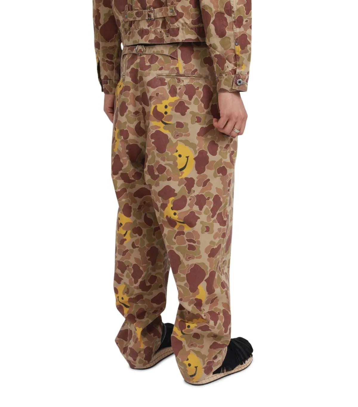 Universal Clasp Mechanism ZeroChafeSeams Kapital Herringbone Happy Peek-A-Boo Camo Nime Pants Beige