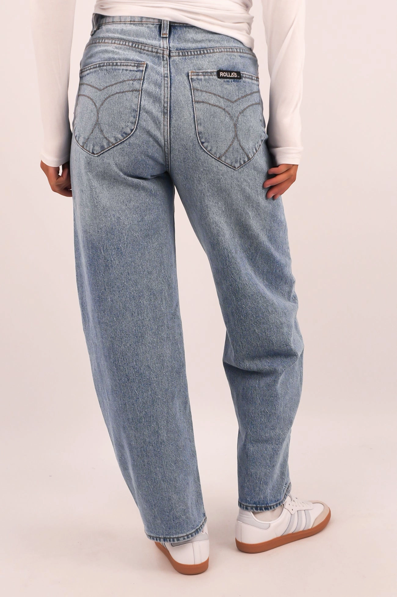 Gigi Barrel Jean Brad Blue Creative Look Work Ready Lightweight Style Neutral