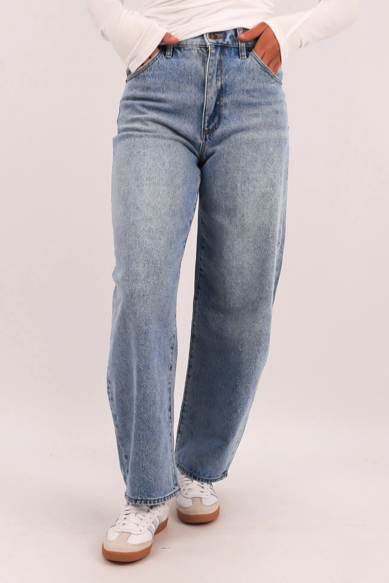 Gigi Barrel Jean Brad Blue Premium Elegant