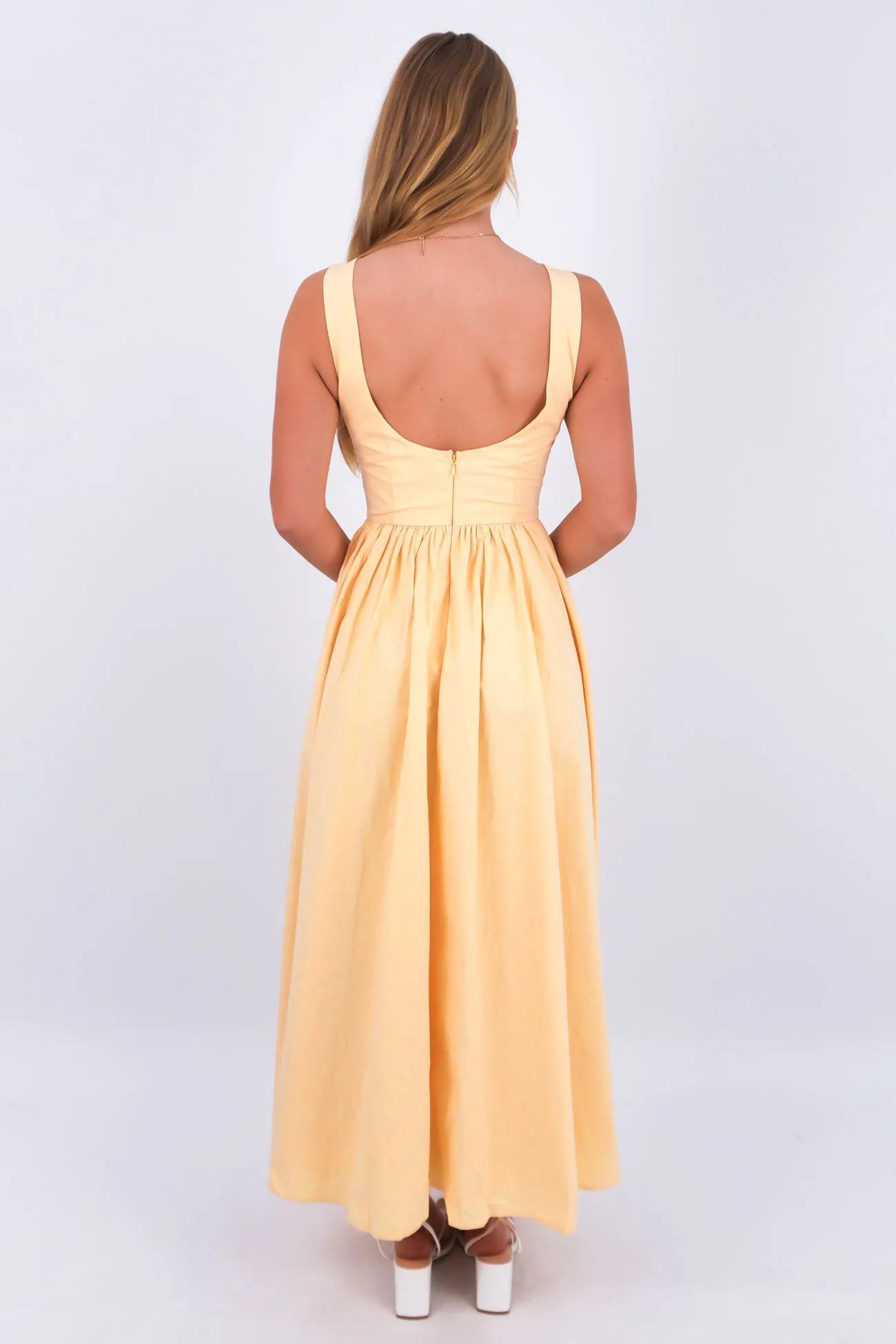 Light Blend Glossy-Finish Maisie Maxi Dress Lemon