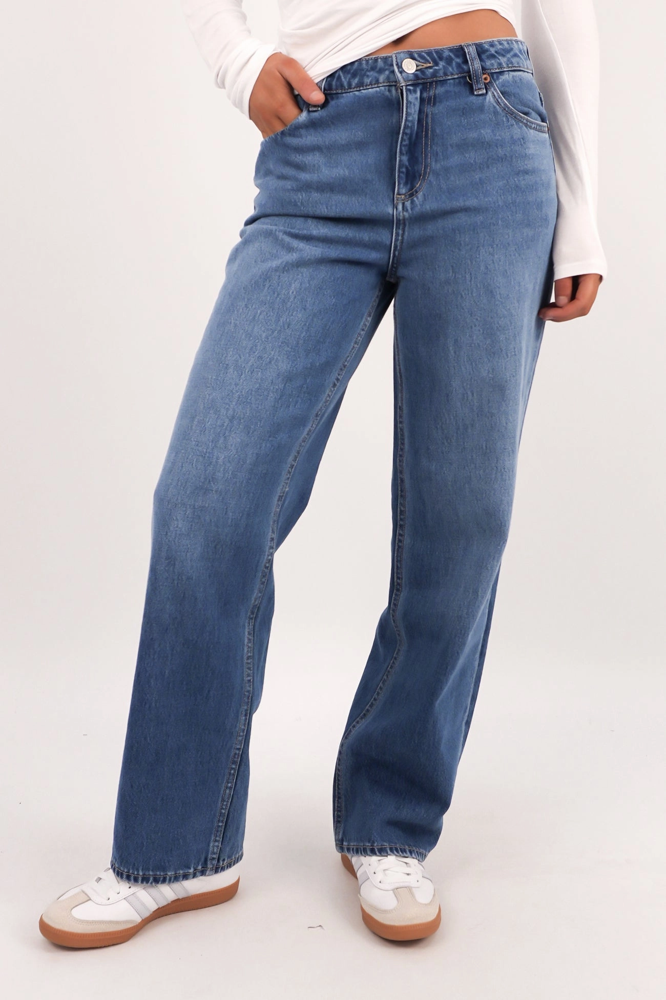 Suitable Fit Simple Match Mid Baggy Jean Arcadia Blue Petite