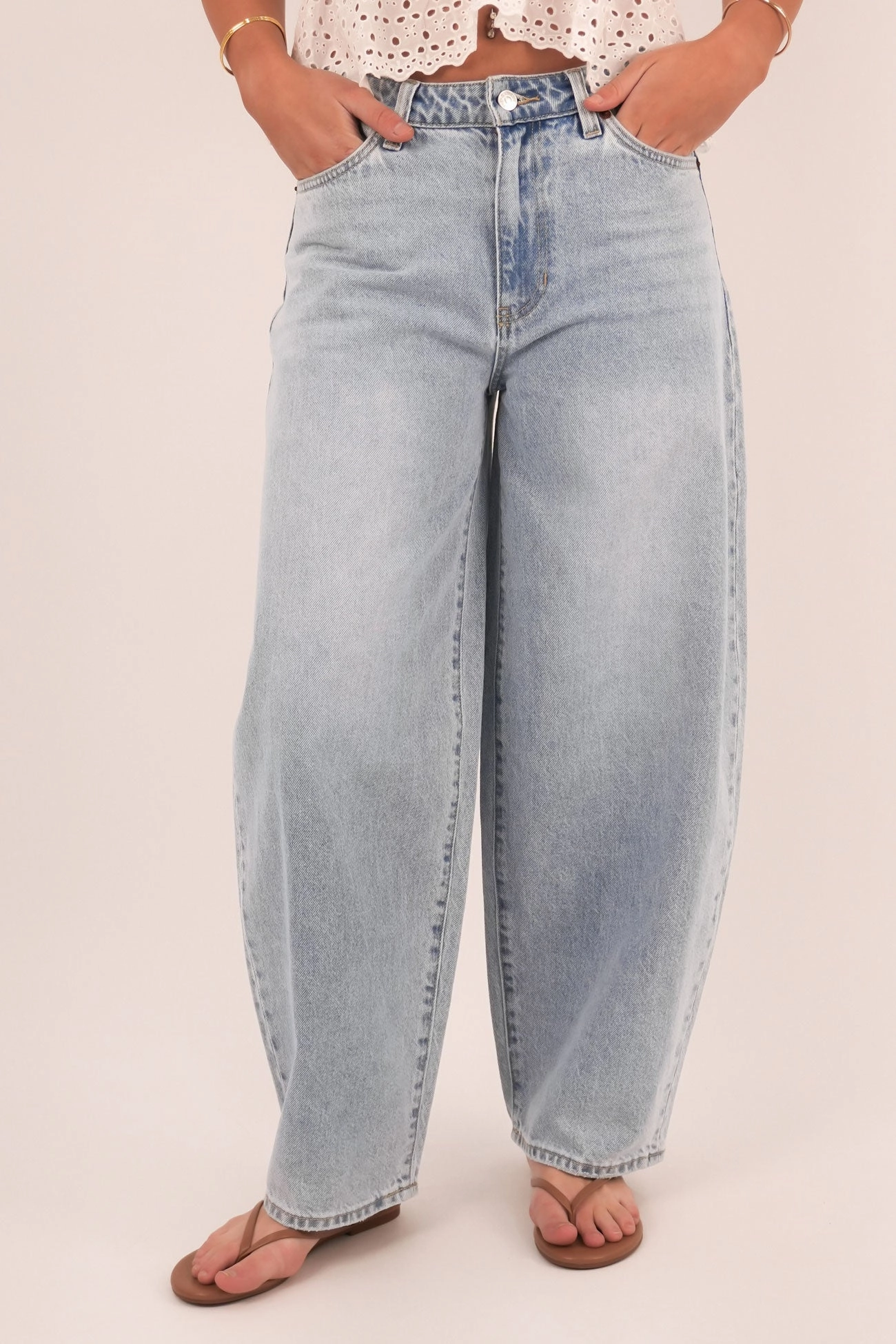 Mid Barrel Jean Brightside Fade Petite Modern Look