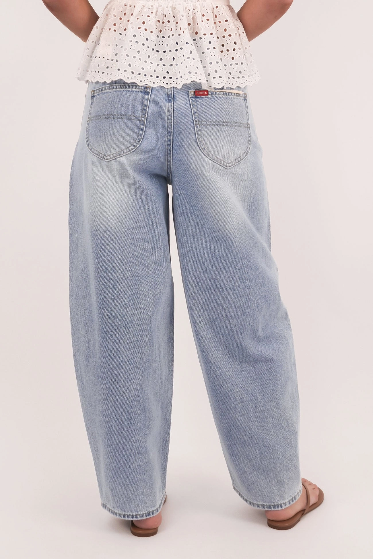 Wide Leg Silhouette Travel Essential Mid Barrel Jean Brightside Fade Petite