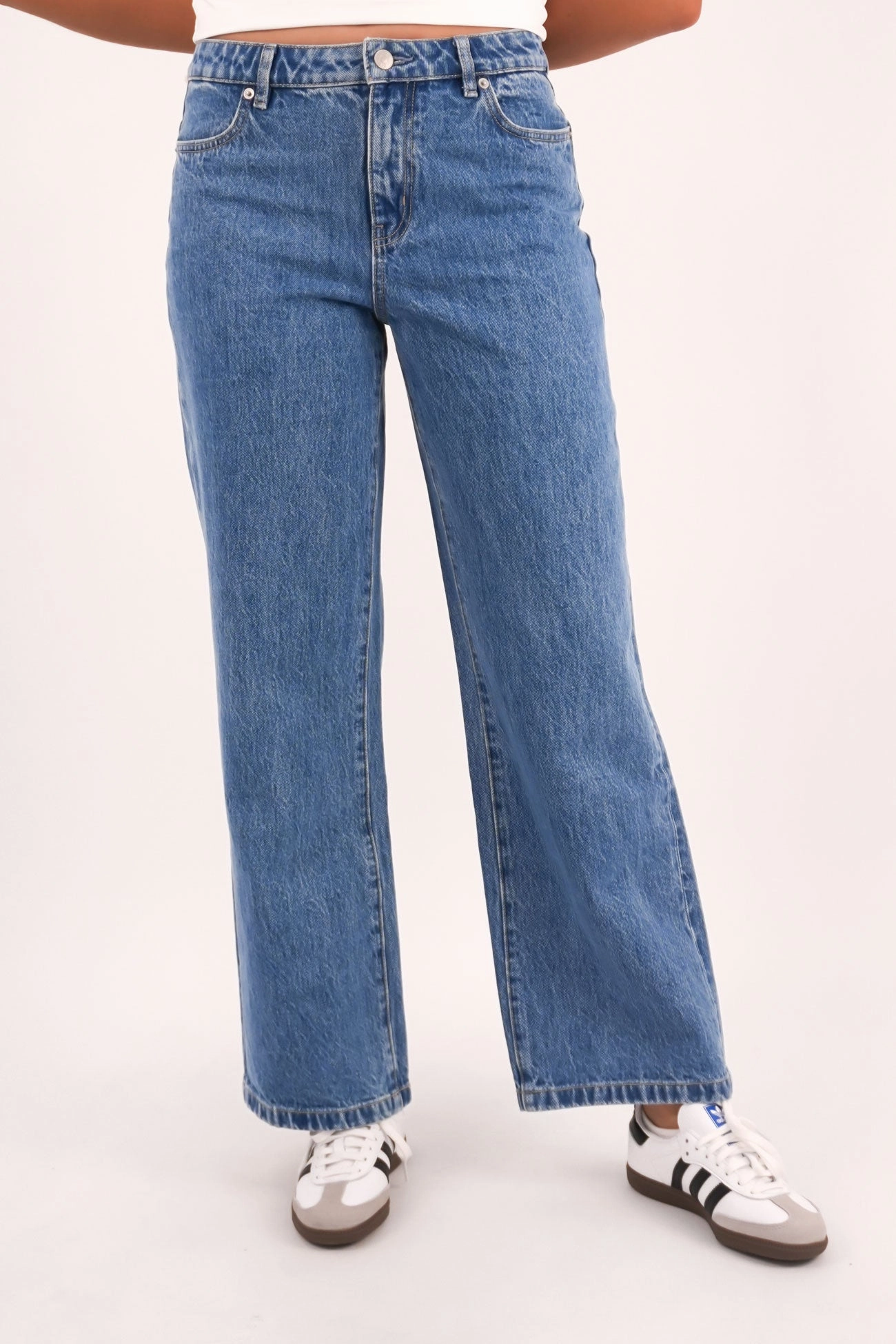 Style Basic Mid Wide Jean Blue Intuition