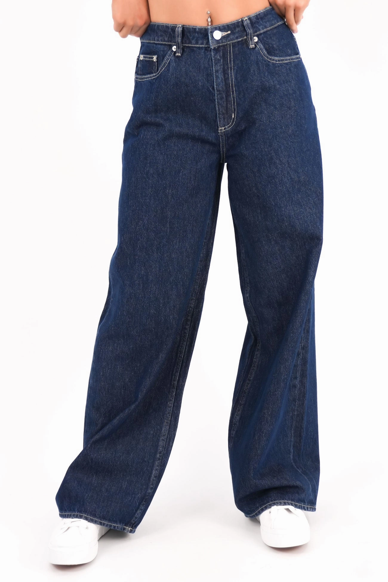 Streetwear Fan Minimalist Style Fashion Piece Mid Slouch Jean Indigo Exchange