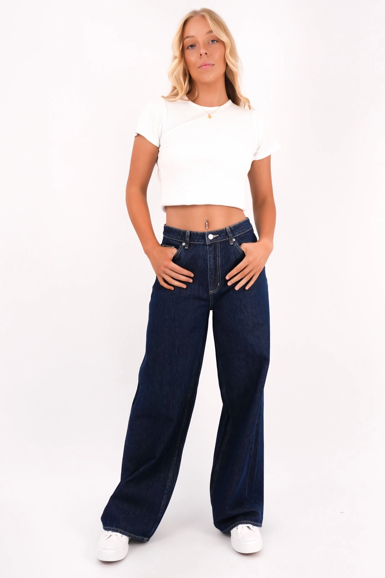 Mid Slouch Jean Indigo Exchange Outfit Vibe