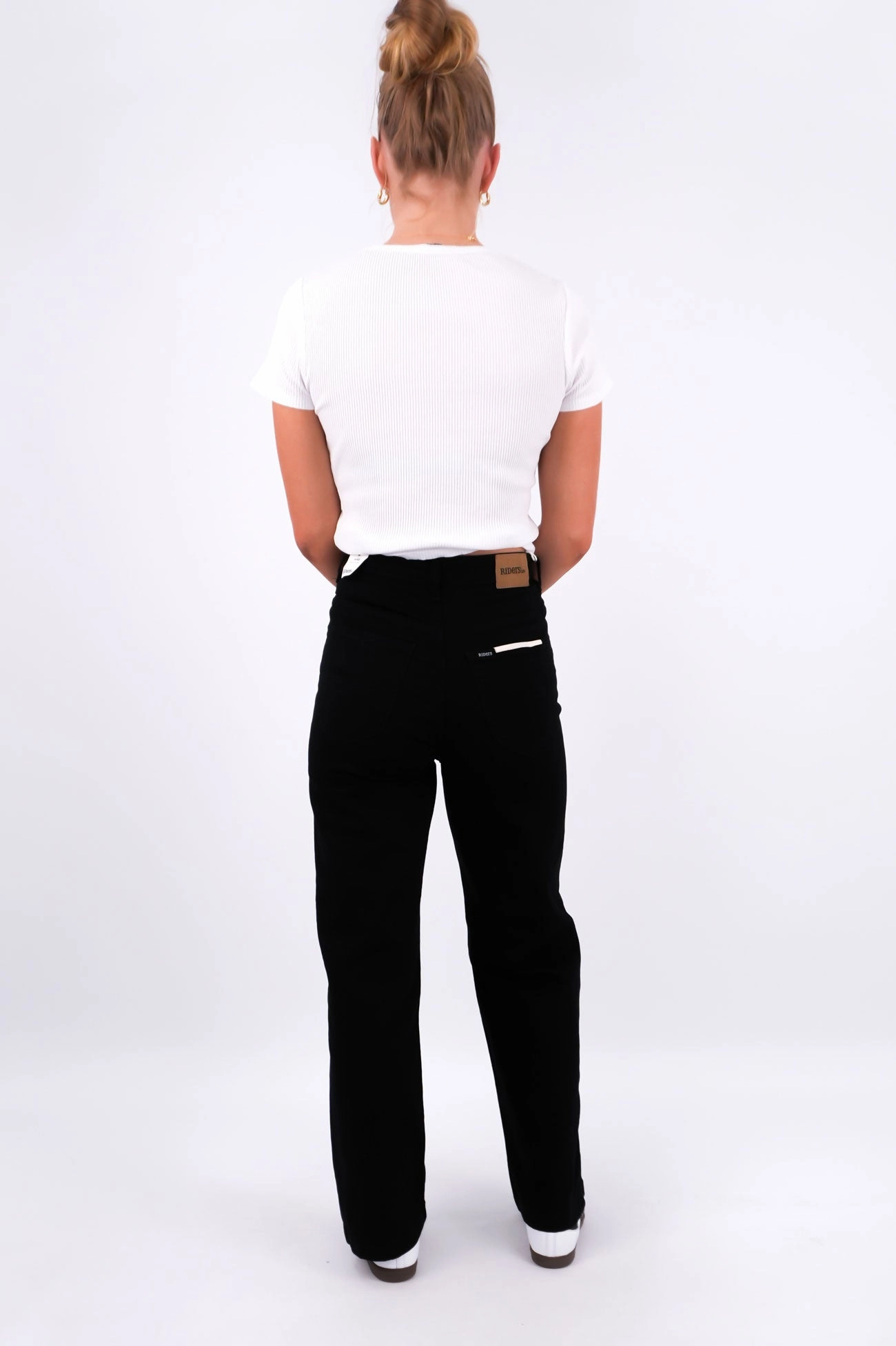 Eco Friendly Production Hi Wide Jean Washed Black Petite