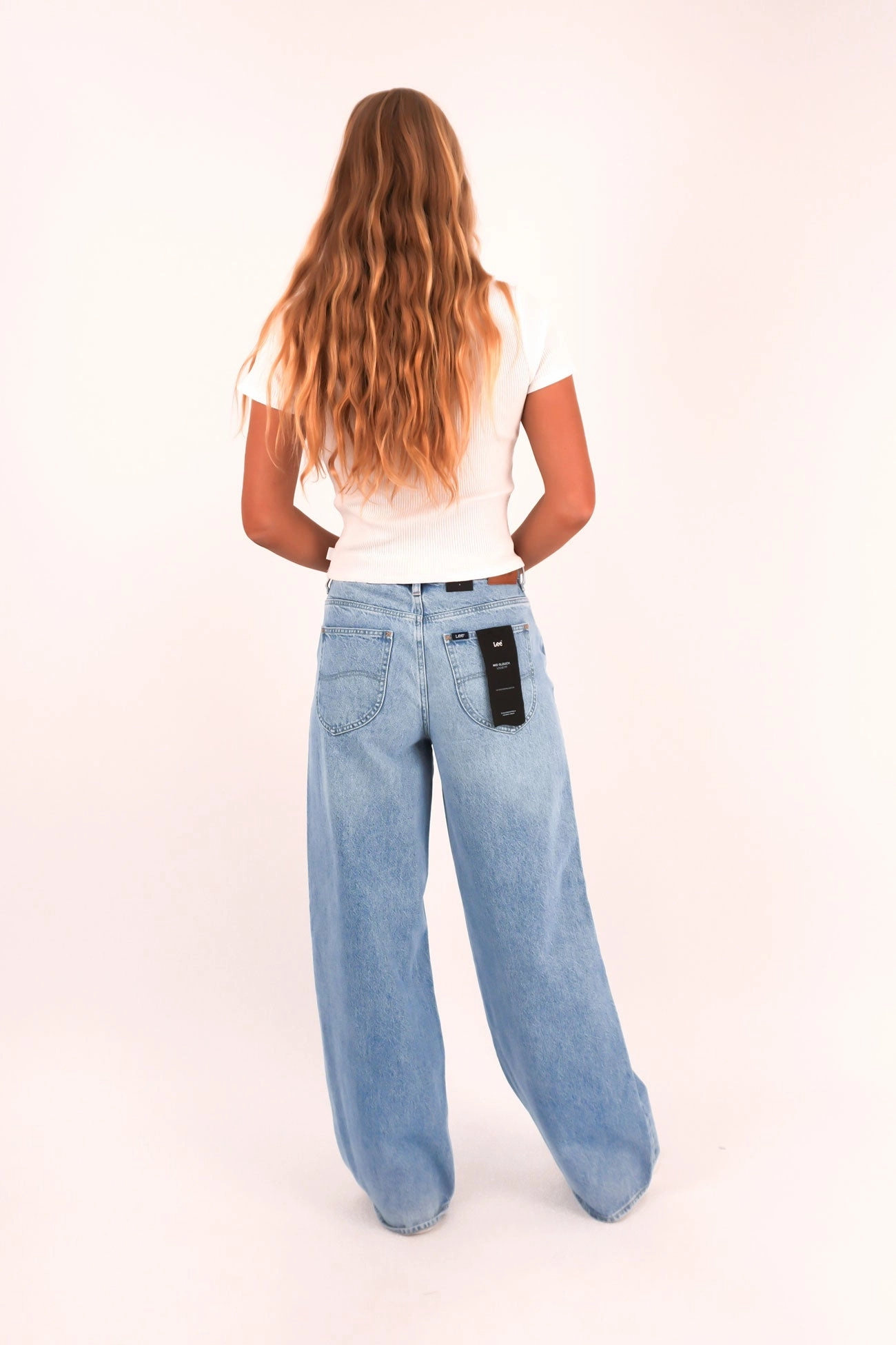 Mid Slouch Jean Downtown Fade Elegant Formal Clean Silhouette
