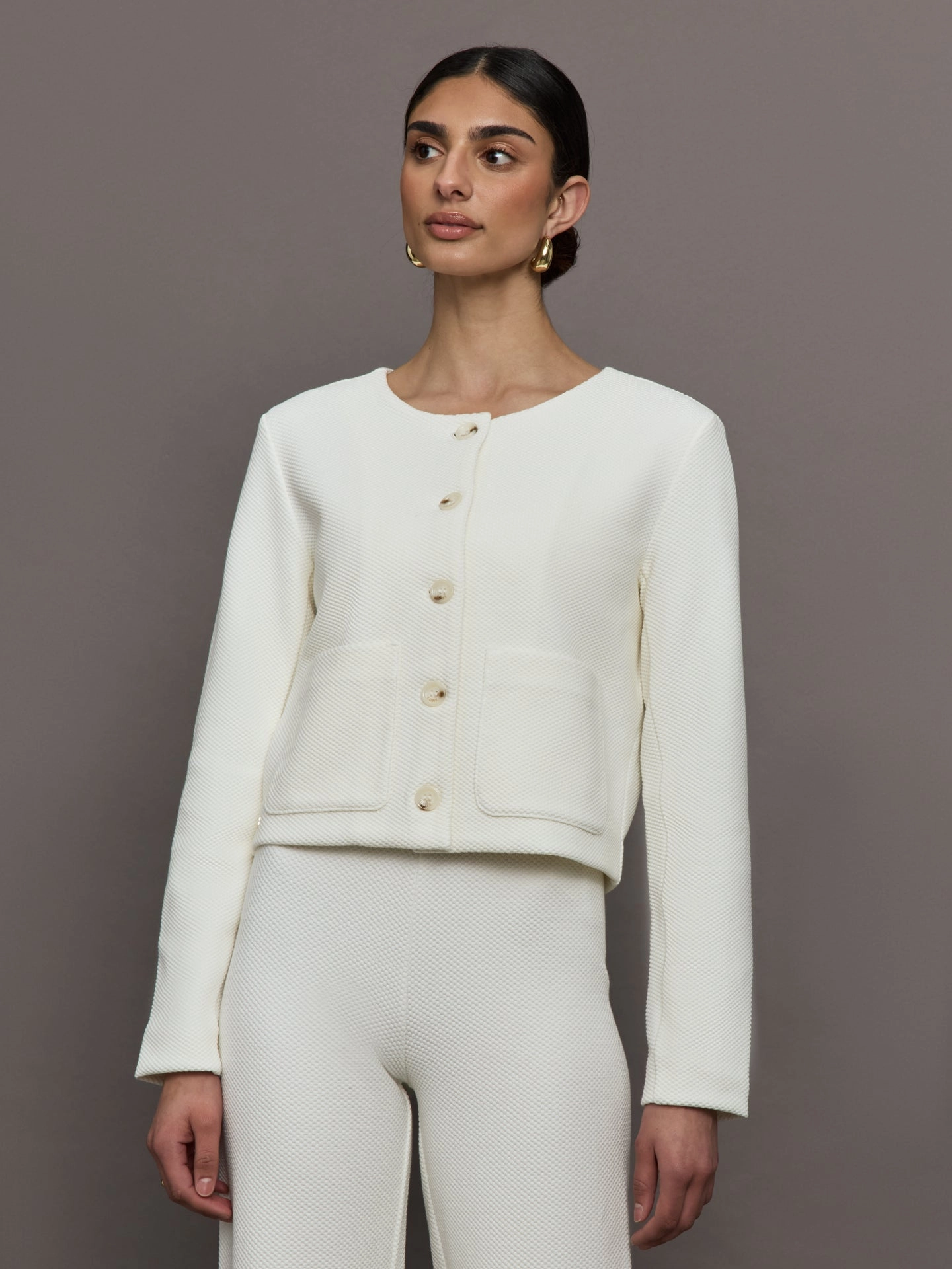 Two Way Stretch Layered Hem Details Moon Classic Short Jacket - Marshmallow