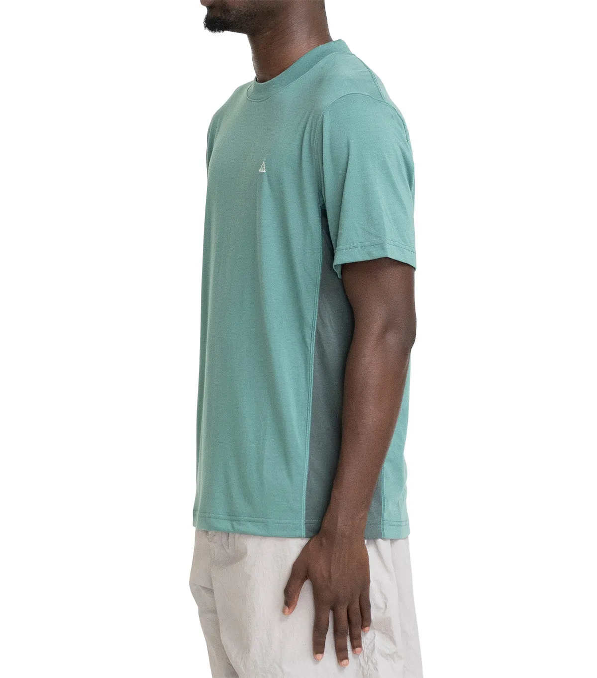 CompressionFreeCuffs Nike ACG T-Shirt Bicoastal Green