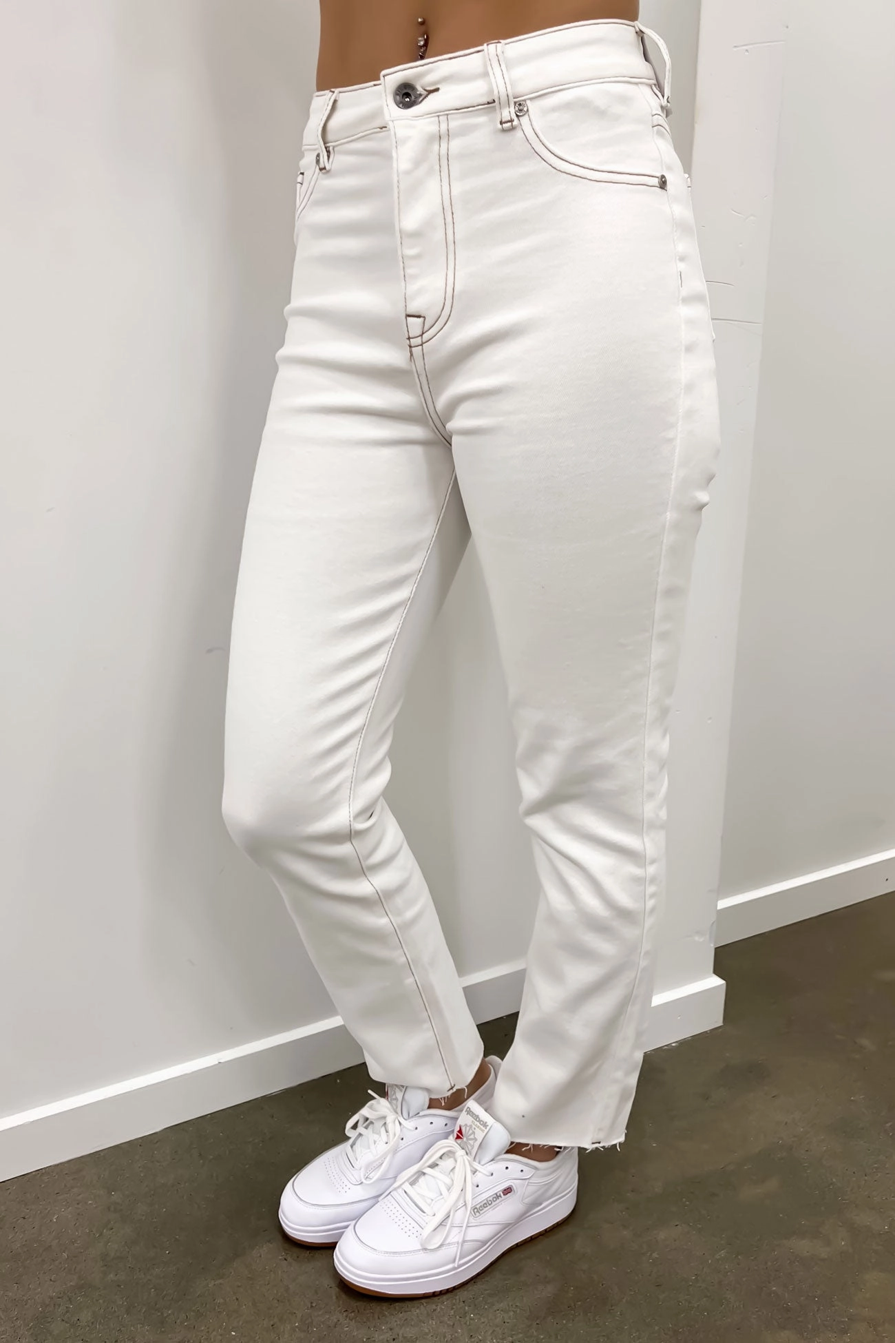 Modern Straight Leg Monica Mom Comfort Jean Vintage White