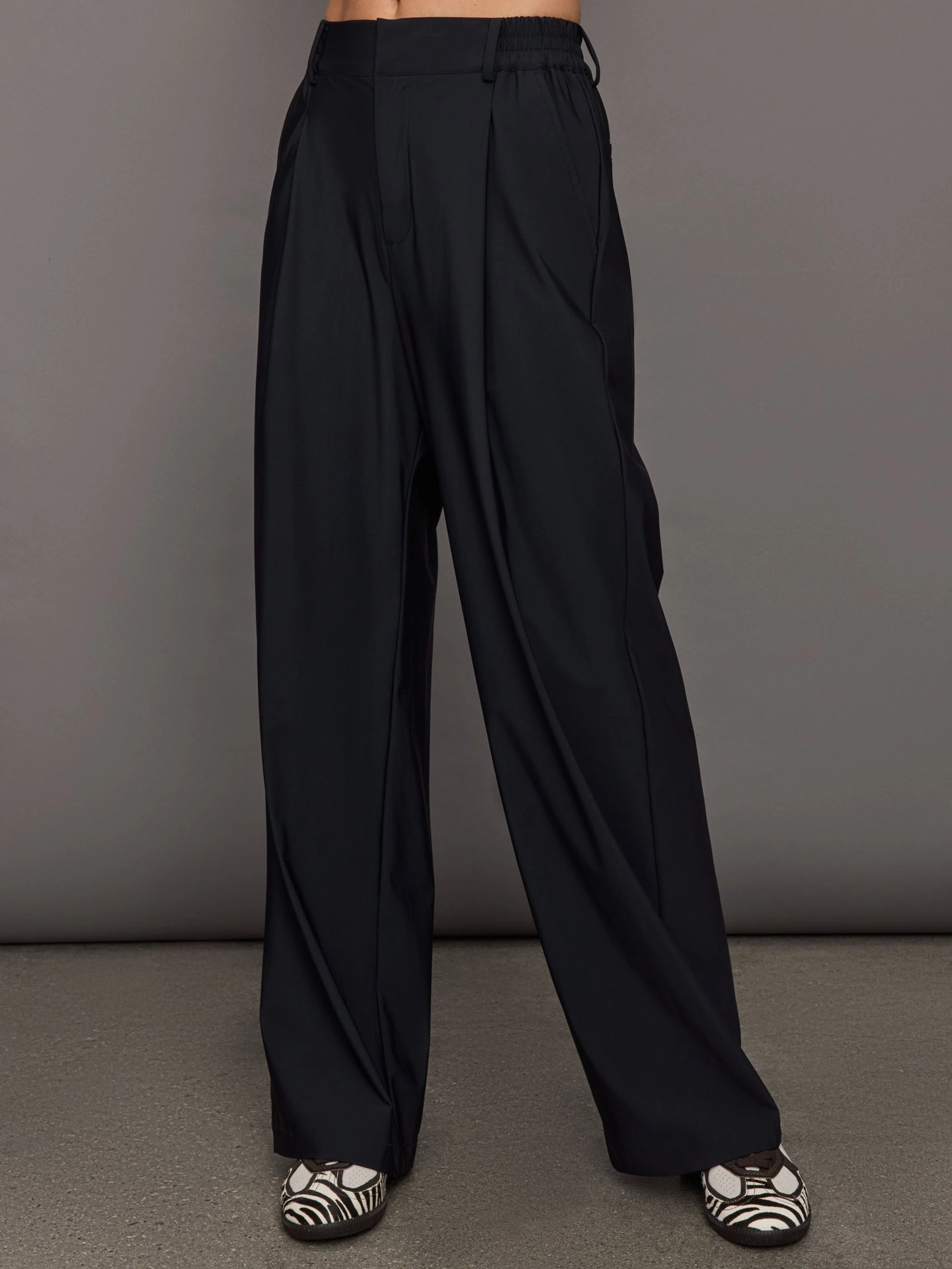StainResistant Coating Stretch Woven Pant - Black