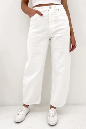 Gigi Barrel Jean Vintage White Stone Wash Finish Classic Appeal